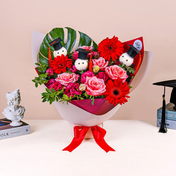 Trailblazer Graduation Bouquet
